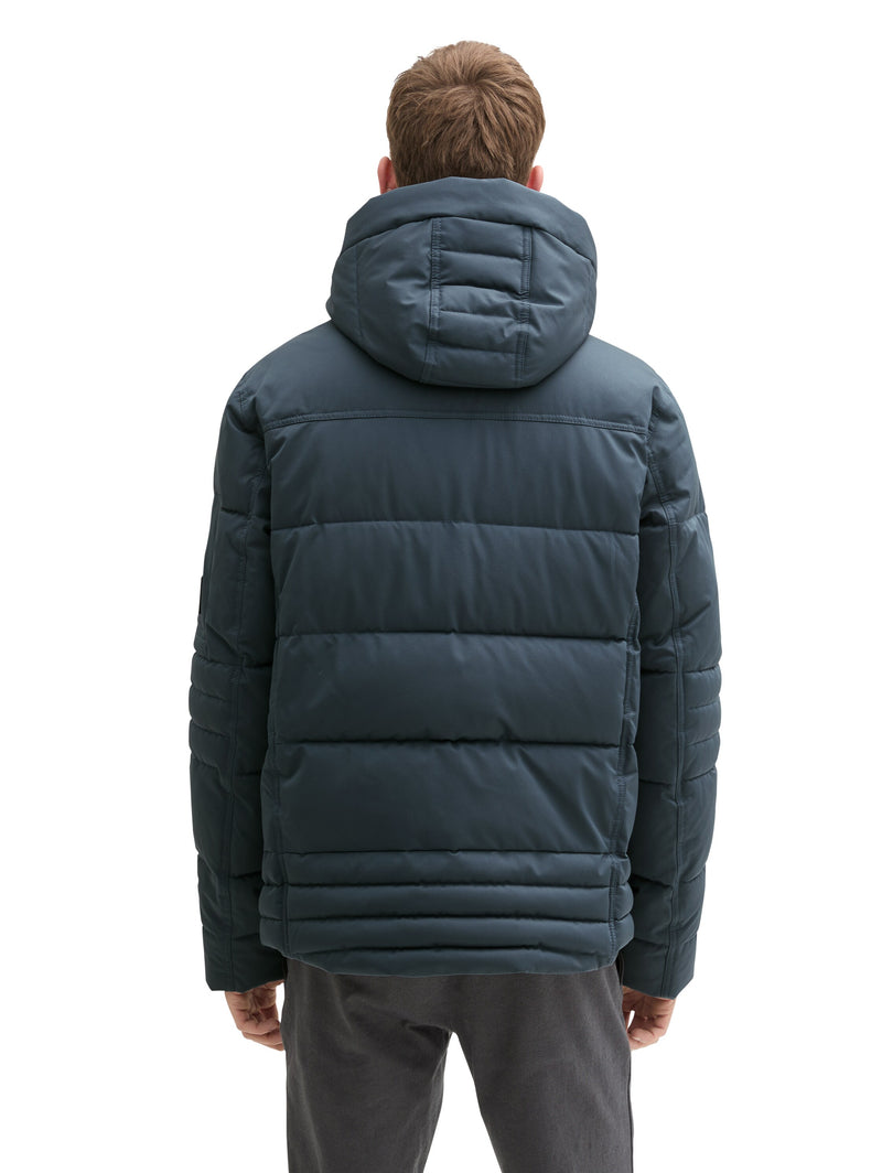 Pufferjacke mit abnehmbarer Kapuze