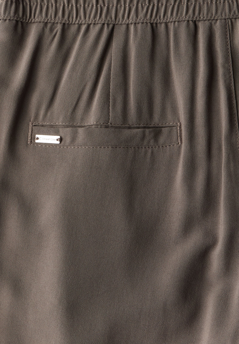 Wide Leg Hose