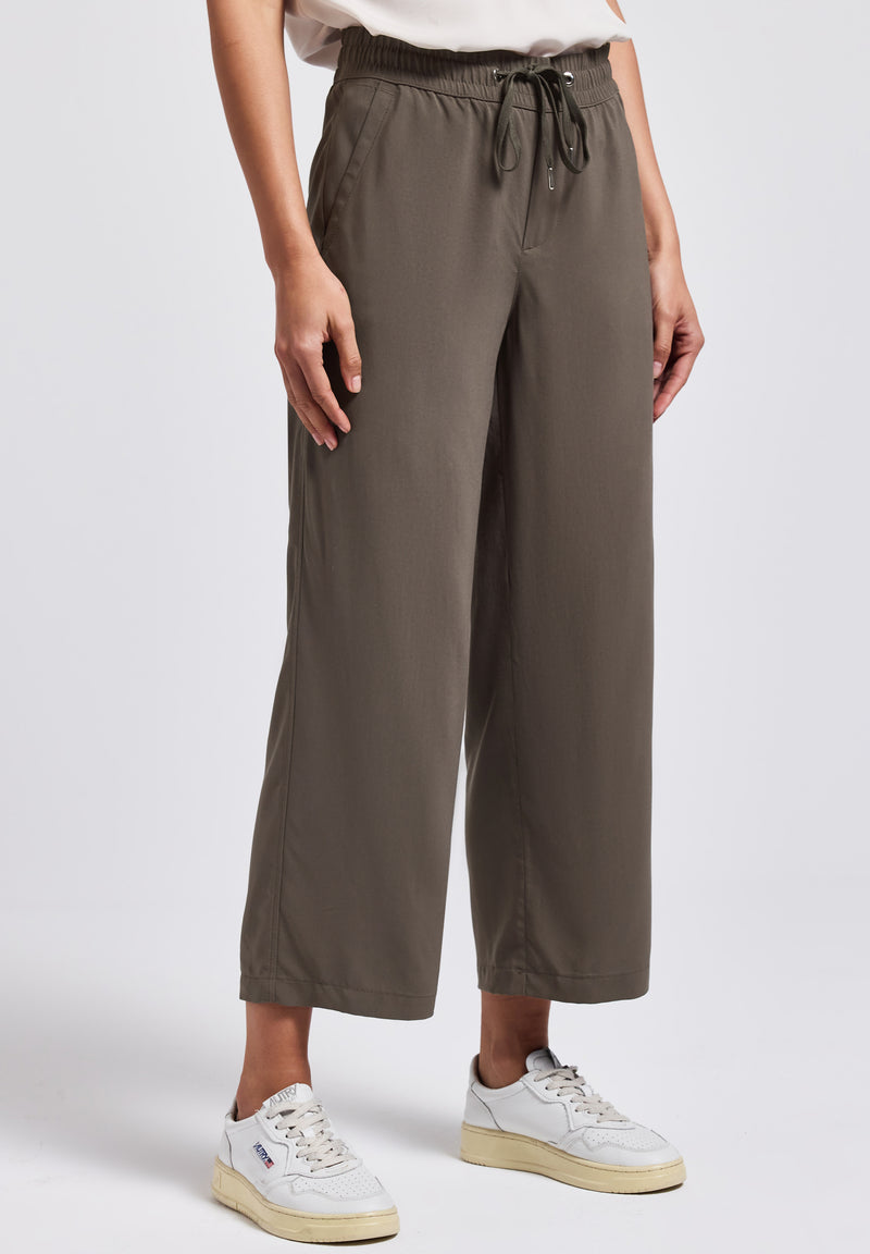 Wide Leg Hose