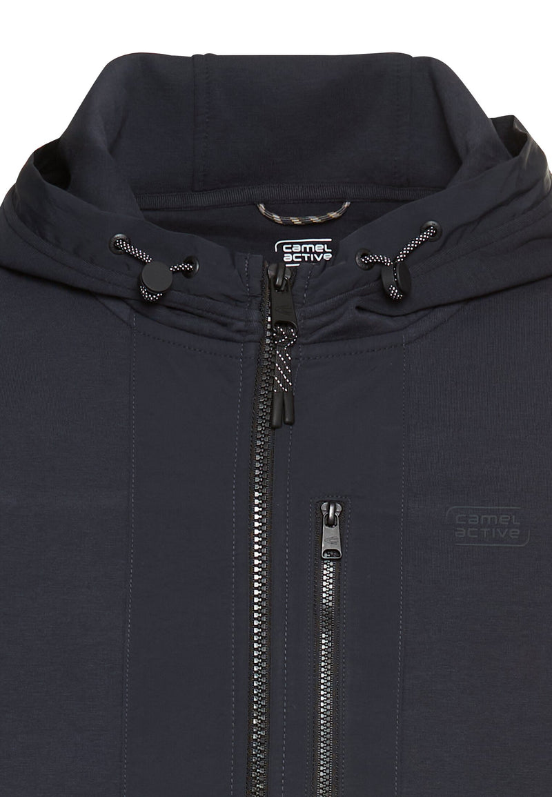 Sweatjacke mit 4-Way Stretch und kontrastierenden Details