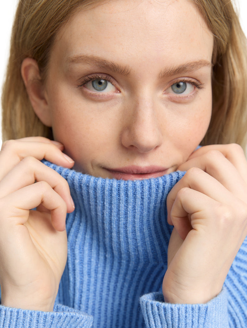 Loose Fit Strickpullover mit Stehkragen