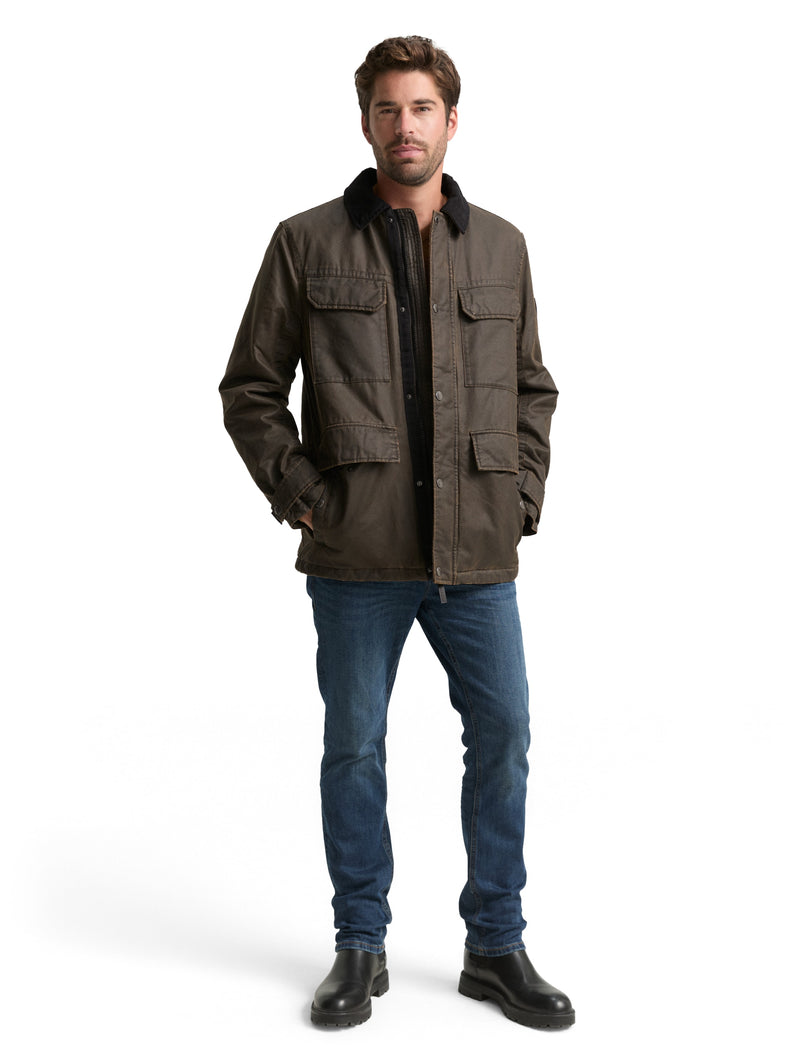 Feldjacke mit aufgesetzten Taschen