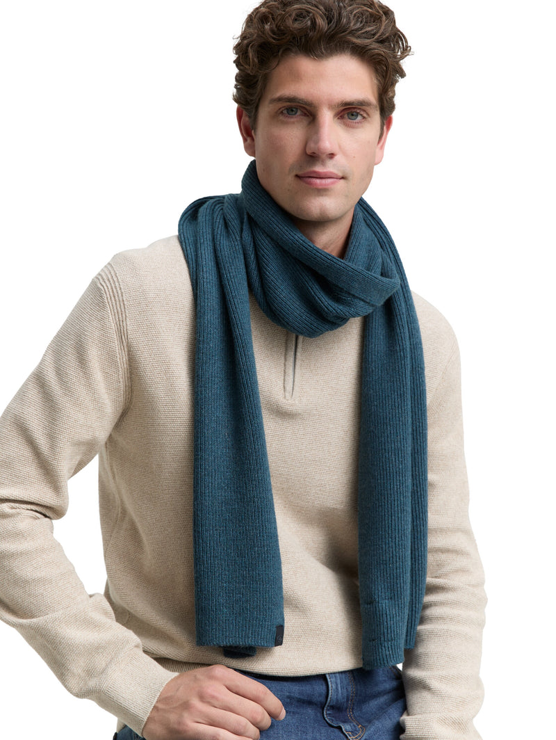 Strickschal mit Wollanteil