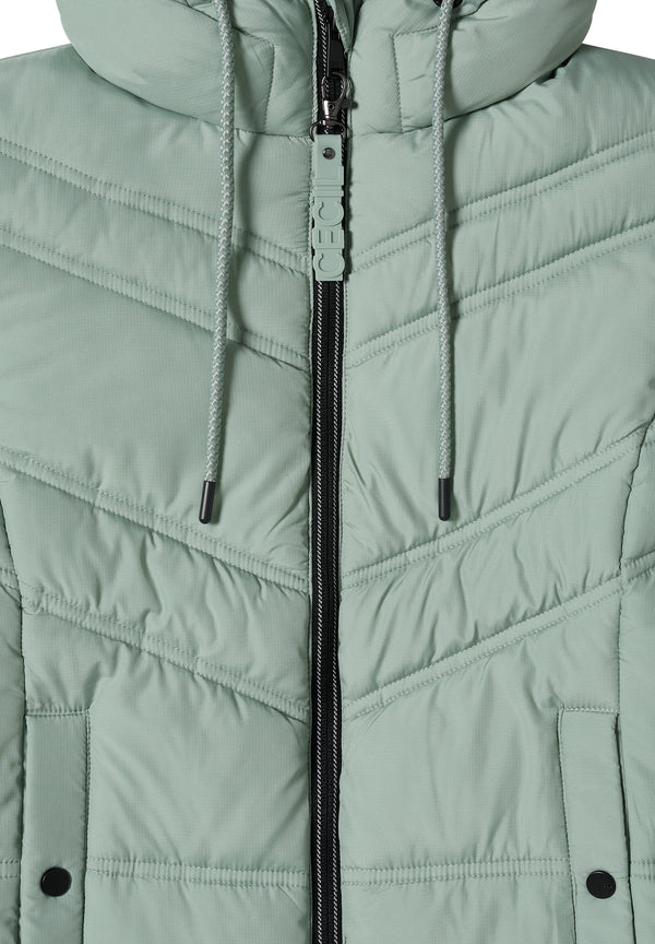 Steppjacke mit Kapuze