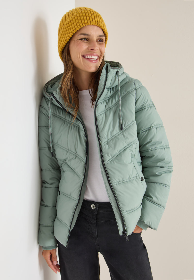 Steppjacke mit Kapuze