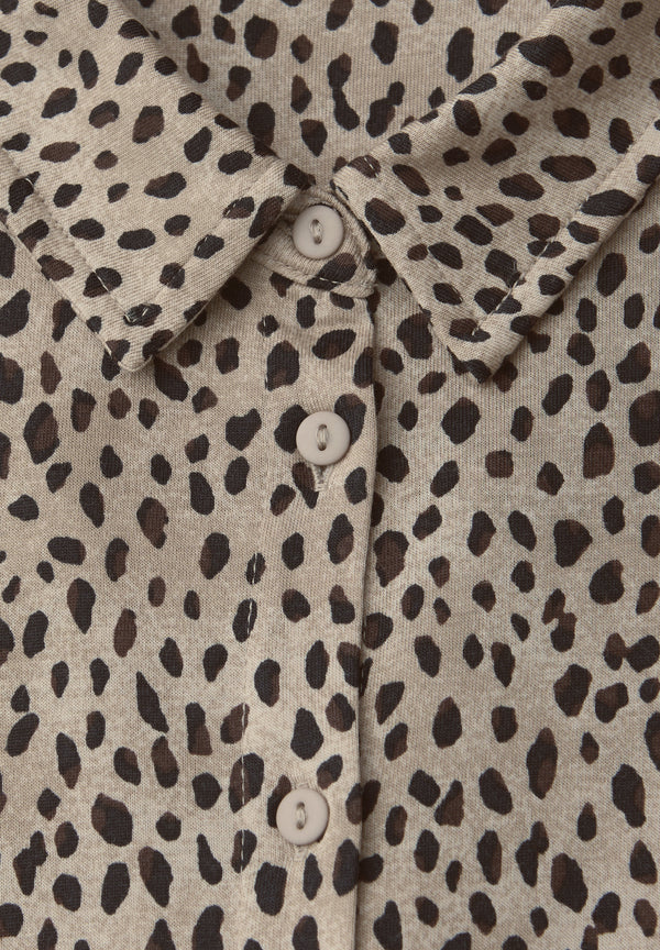 Leo-Shirt mit Hemdkragen