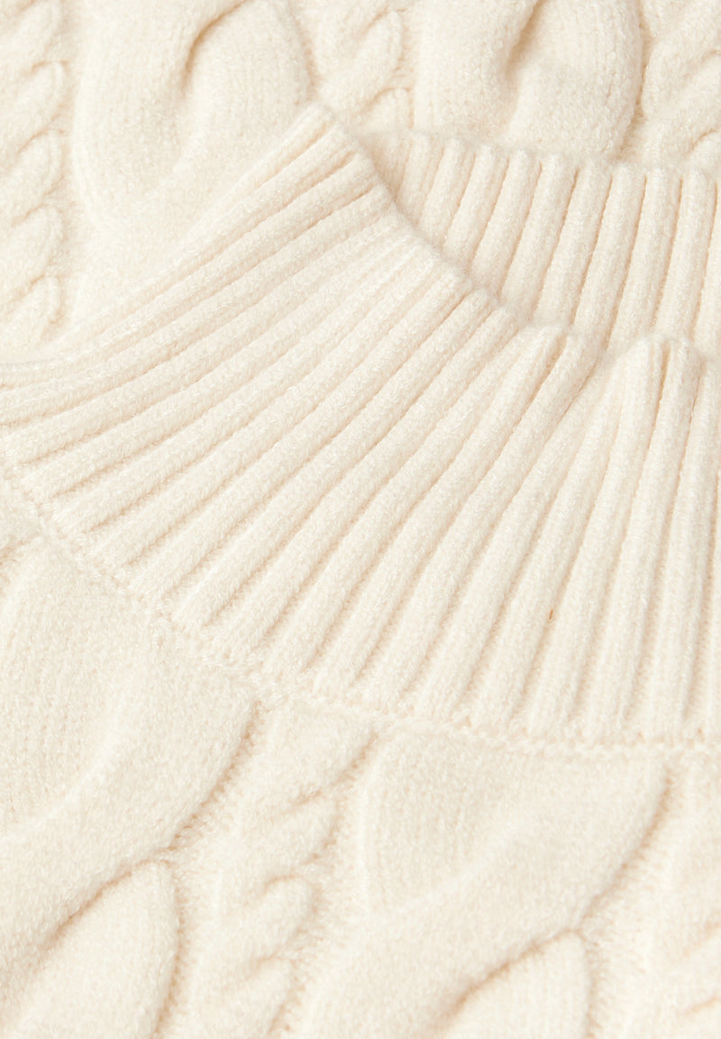 Pullover mit Zopfmuster