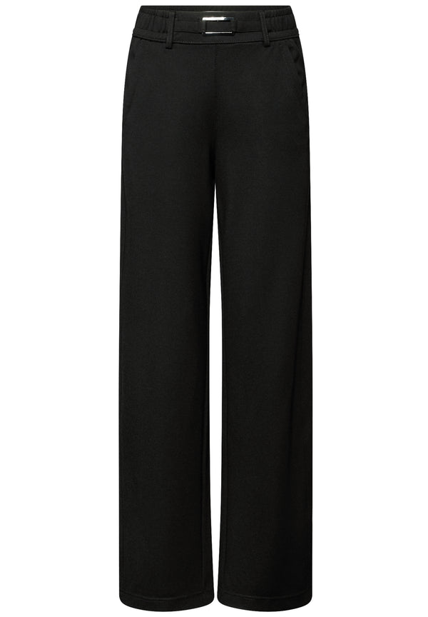 Straight Leg Hose mit Detail