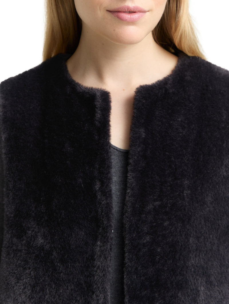 Teddy Weste mit Taschen