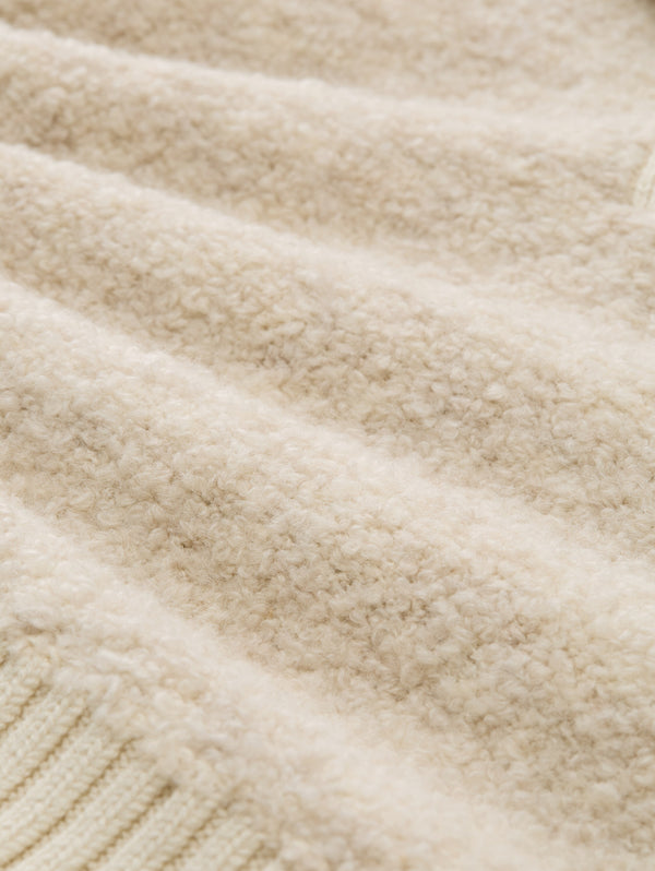 Bouclé Strickpullover mit Kragen