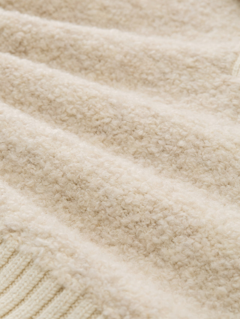 Bouclé Strickpullover mit Kragen