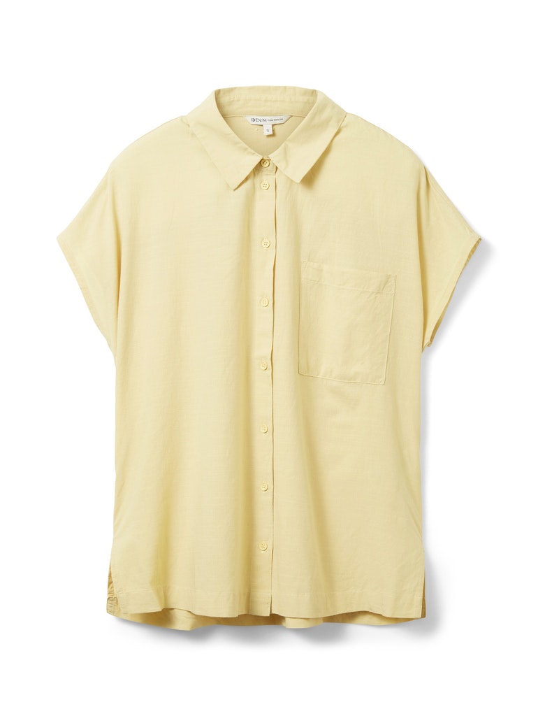 relaxed shirt with pocket